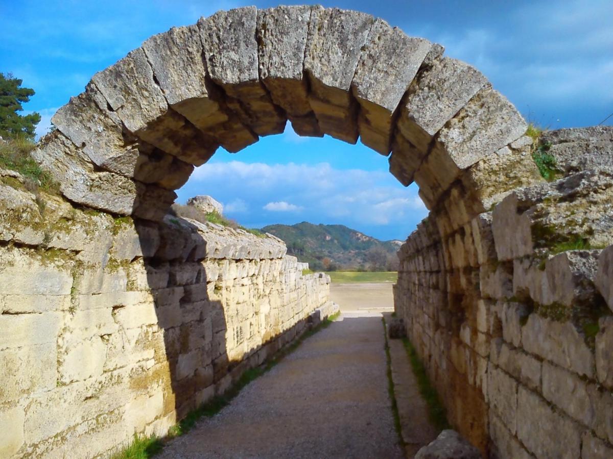 Stadium Ancient Olympia Esterno foto